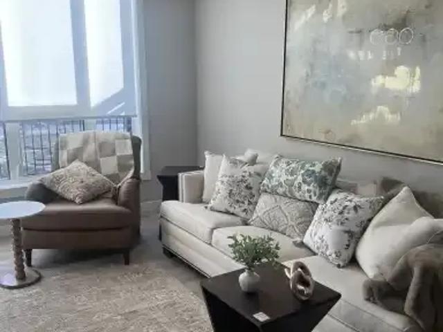 2 Bedroom Townhouse Calgary AB 104535403