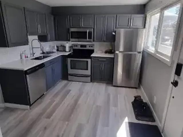 2 Bedroom Townhouse Calgary AB 104972691