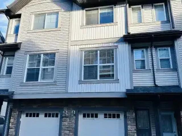 2 Bedroom Townhouse Calgary AB 105526119