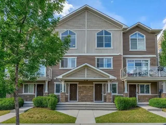 2 Bedroom Townhouse Calgary AB 105654106