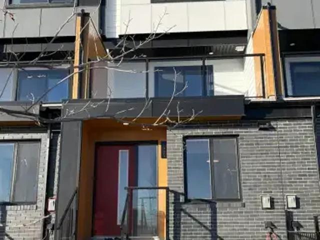 2 Bedroom Townhouse Calgary AB 101948369