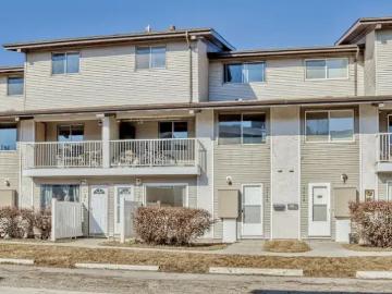 2 Bedroom Townhouse Calgary AB 103542171