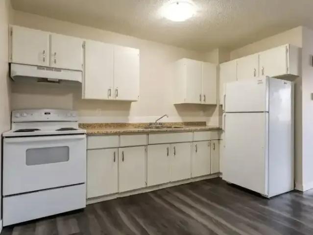 2 Bedroom Townhouse Camrose AB 103010807