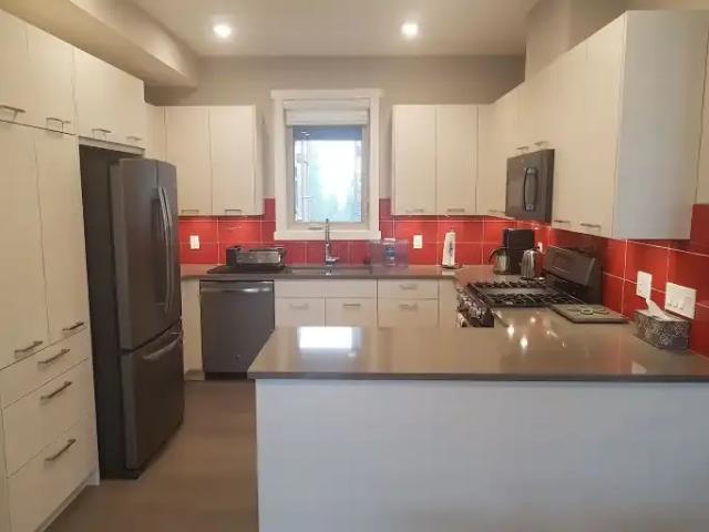 2 Bedroom Townhouse Canmore AB LS104224153