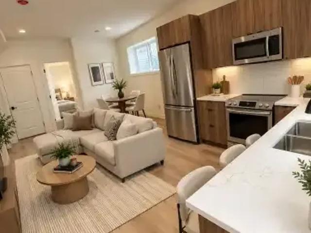 2 Bedroom Townhouse Edmonton AB LS105467152