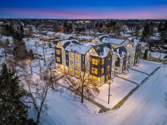 2 Bedroom Townhouse Edmonton AB LS102846339