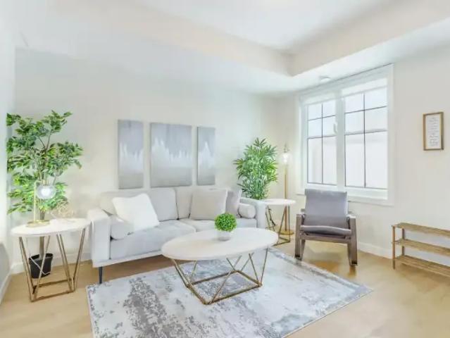 2 Bedroom Townhouse Edmonton AB LS98955303