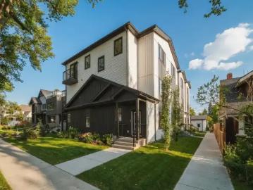 2 Bedroom Townhouse Edmonton AB 102883513