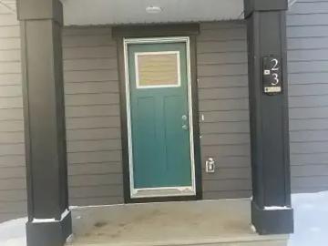 2 Bedroom Townhouse Edmonton AB 103390681