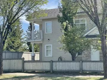 2 Bedroom Townhouse Edmonton AB 103411275
