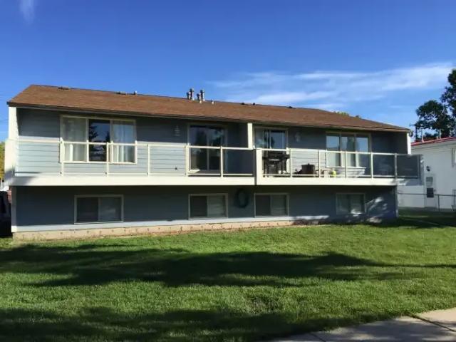 2 Bedroom Townhouse Edmonton AB 103739954