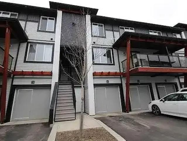2 Bedroom Townhouse Edmonton AB 104180568