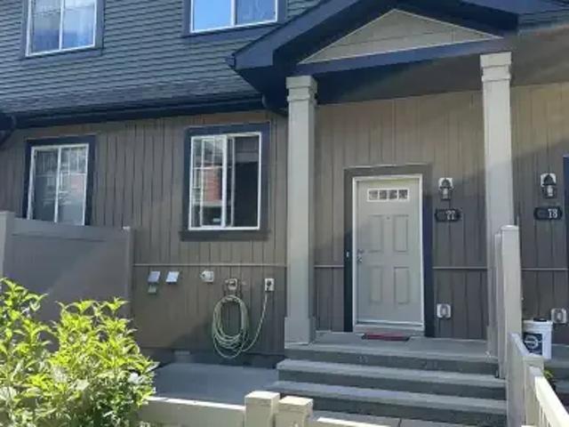 2 Bedroom Townhouse Edmonton AB 104362761