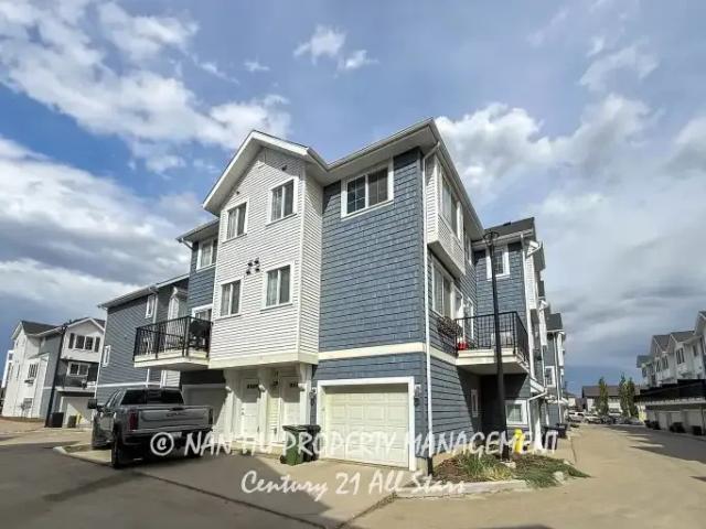 2 Bedroom Townhouse Edmonton AB 104876669