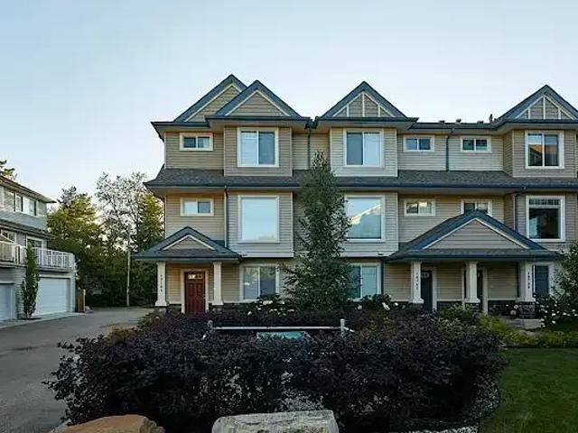 2 Bedroom Townhouse Edmonton AB 104985195