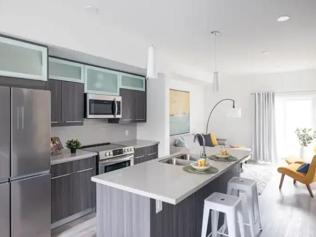 2 Bedroom Townhouse Edmonton AB 104986105