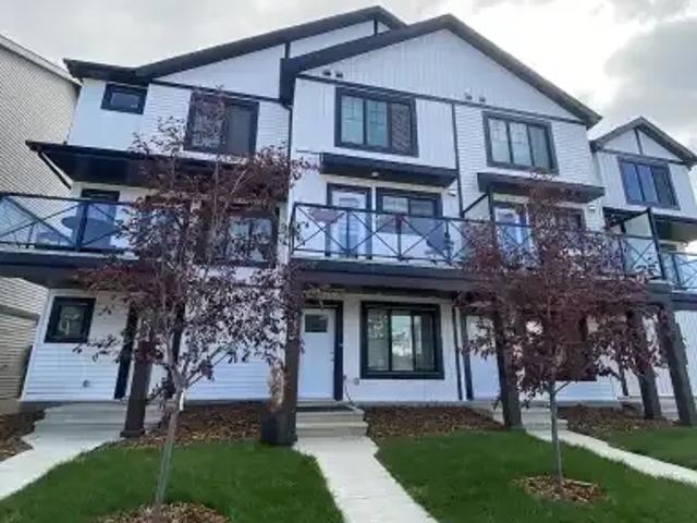2 Bedroom Townhouse Edmonton AB 105167346