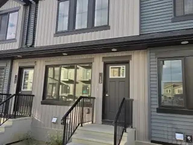 2 Bedroom Townhouse Edmonton AB 105100751