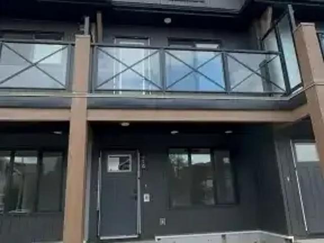 2 Bedroom Townhouse Edmonton AB 105100793