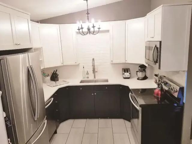 2 Bedroom Townhouse Edmonton AB 105119081