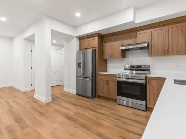 2 Bedroom Townhouse Edmonton AB 105580685