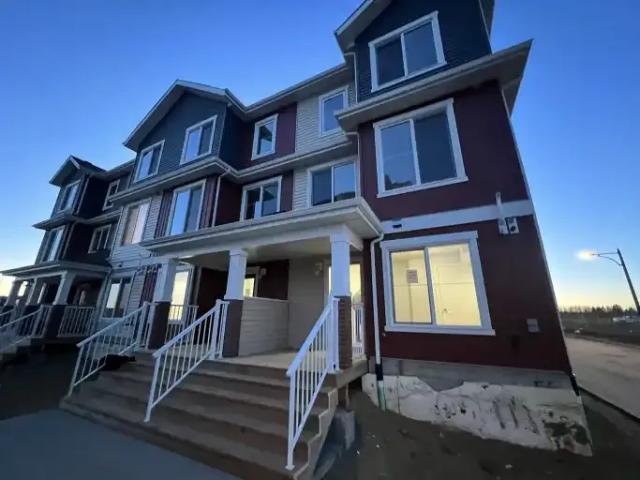 2 Bedroom Townhouse Edmonton AB 106118079
