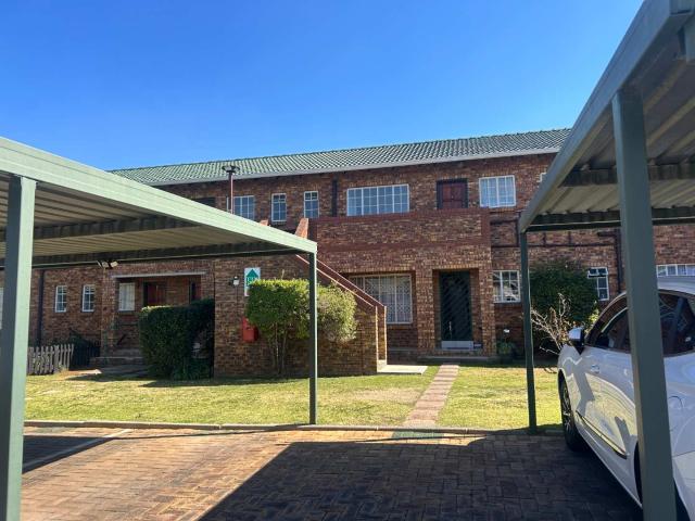 2 Bedroom townhouse for rent in Farrarmere