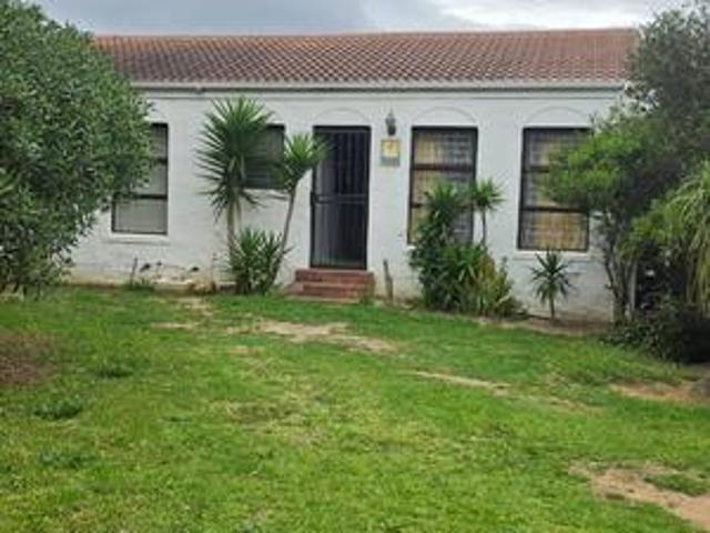 2 bedroom house for rent in gordons bay