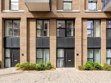 2 bedroom townhouse for rent