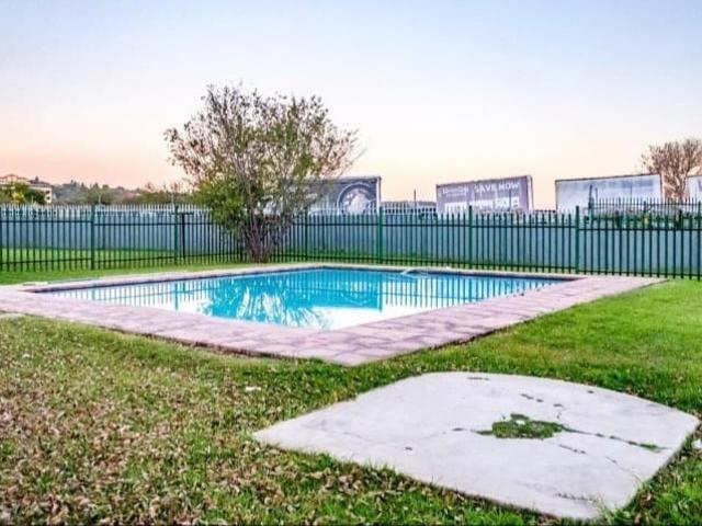 2 Bedroom Townhouse For Sale in Mulbarton