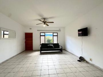 2 Bedroom Townhouse For Sale in Margate