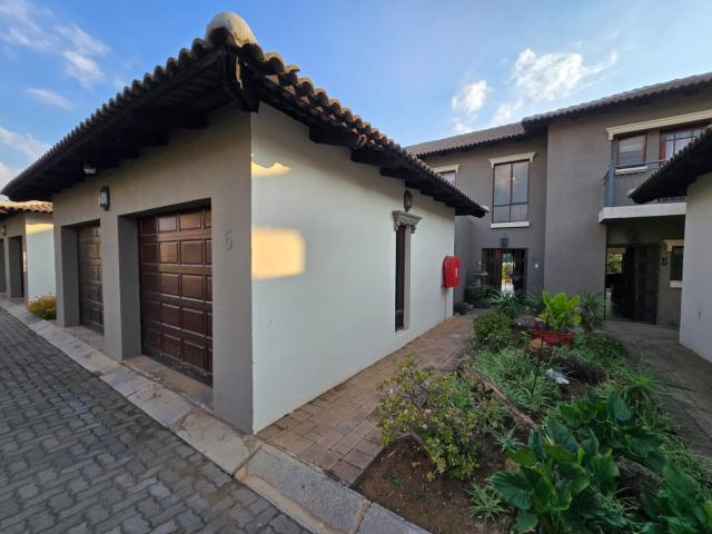 2 Bedroom Townhouse For Sale in Melodie