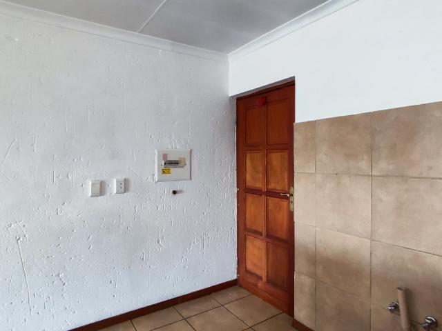 2 Bedroom Townhouse For Sale in Meyersdal