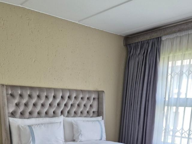 2 Bedroom Townhouse For Sale in Meyersdal