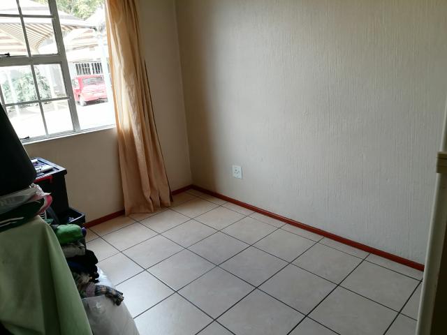 2 Bedroom Townhouse For Sale in Meyersdal