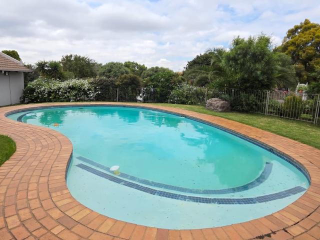 2 Bedroom Townhouse For Sale in Meyersdal