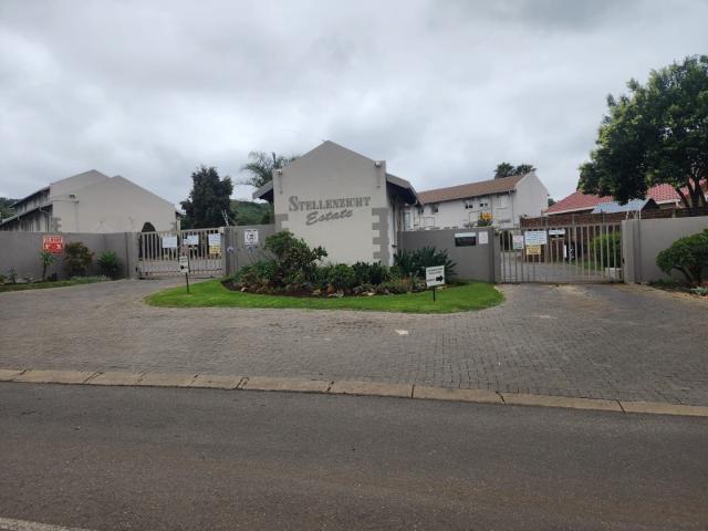 2 Bedroom Townhouse For Sale in Meyersdal