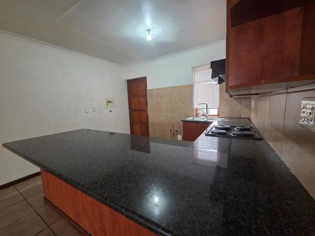 2 Bedroom Townhouse For Sale in Meyersdal