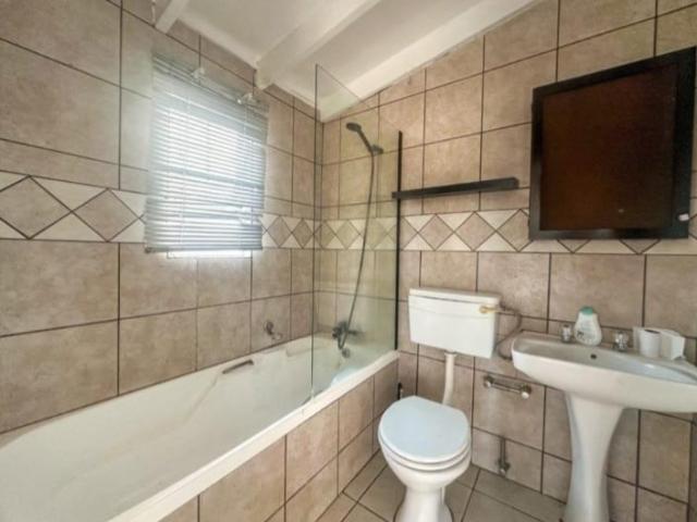2 Bedroom Townhouse For Sale in Meyersdal