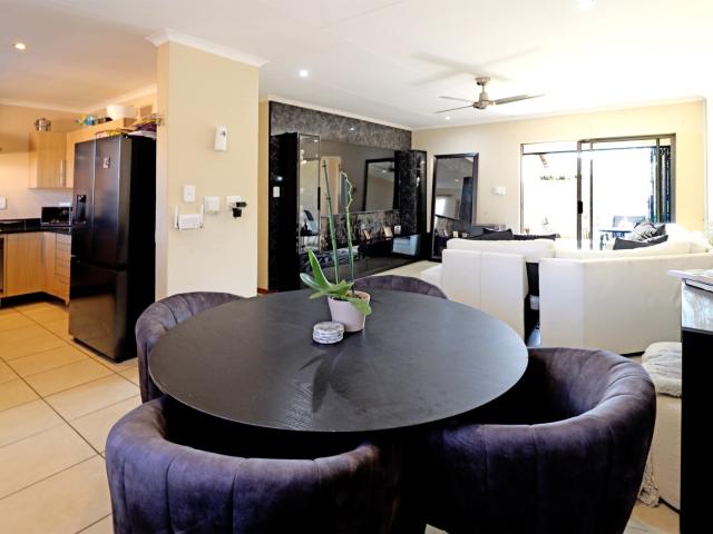 2 Bedroom Townhouse For Sale in Mooikloof Ridge
