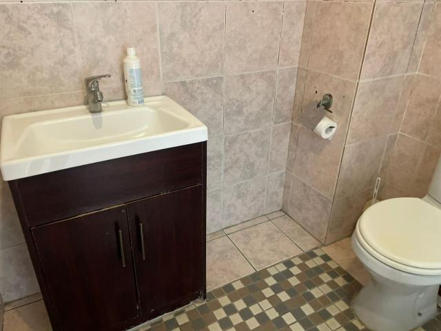 2 Bedroom Townhouse For Sale in Mondeor