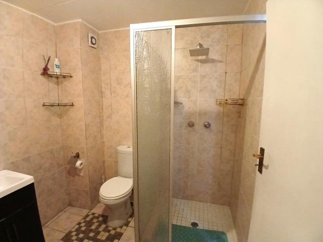 2 Bedroom Townhouse For Sale in Mondeor