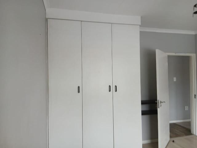 2 Bedroom Townhouse For Sale in New Redruth
