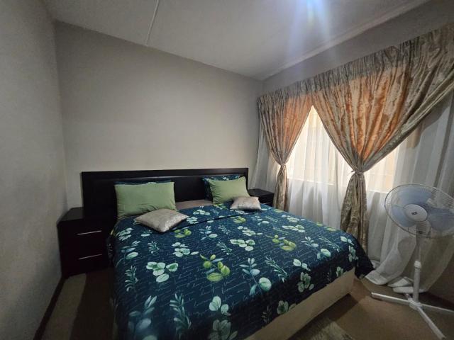 2 Bedroom Townhouse For Sale in New Redruth
