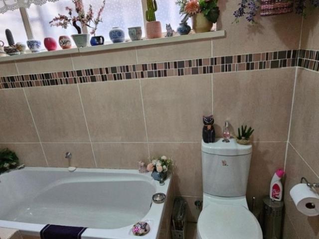 2 Bedroom Townhouse For Sale in New Redruth