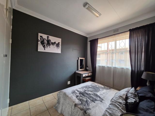 2 Bedroom Townhouse For Sale in New Redruth