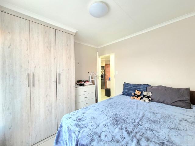2 Bedroom Townhouse For Sale in Ngwenya River Estate