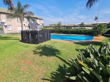 Townhouse for sale in Norkem Park - Garden