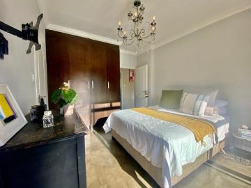 2 Bedroom Townhouse For Sale in Oakdene