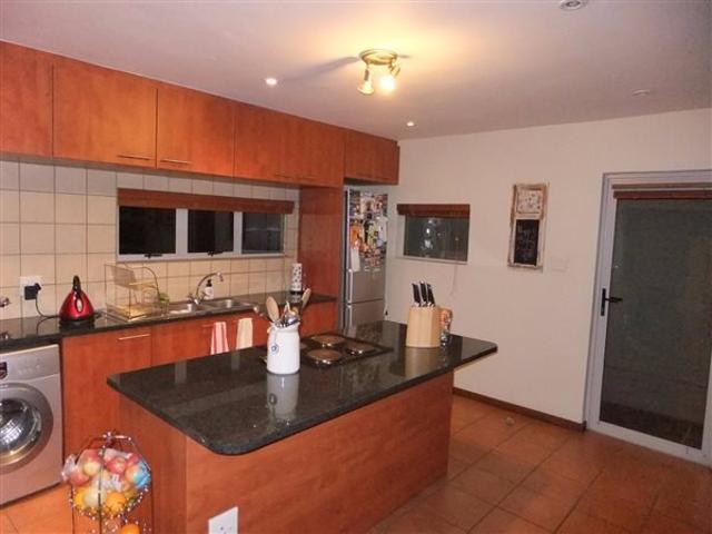 2 Bedroom Townhouse For Sale in Olympus AH